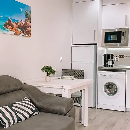 Casa Sol Y Playa Apartment *
